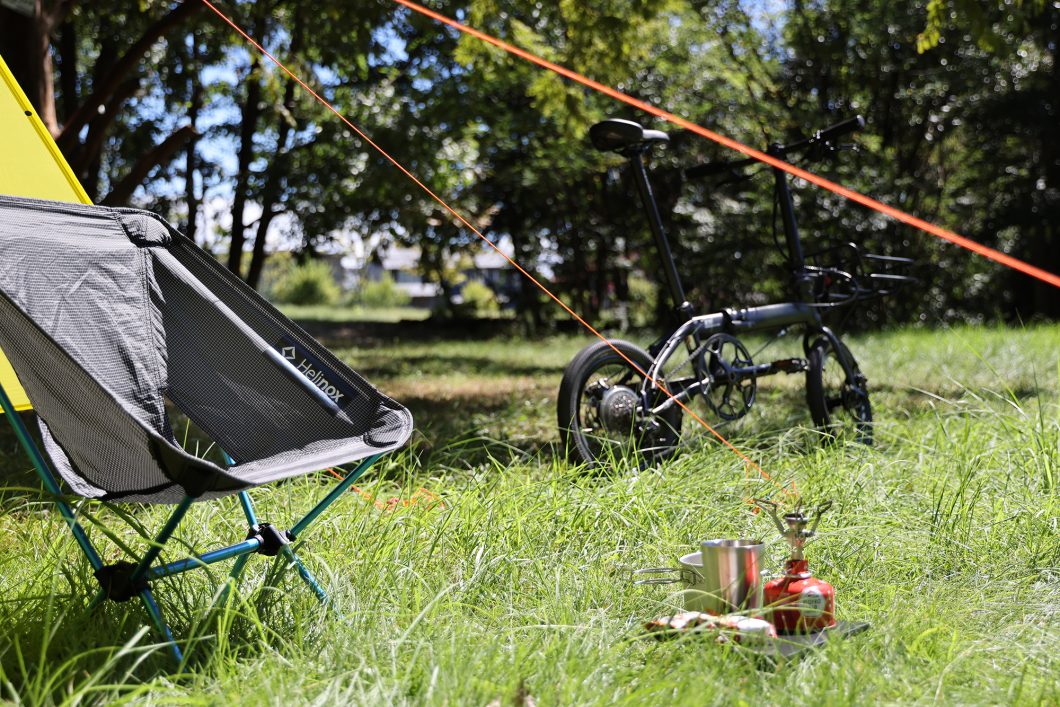 Helinox チェアゼロのある自転車デイキャンプ