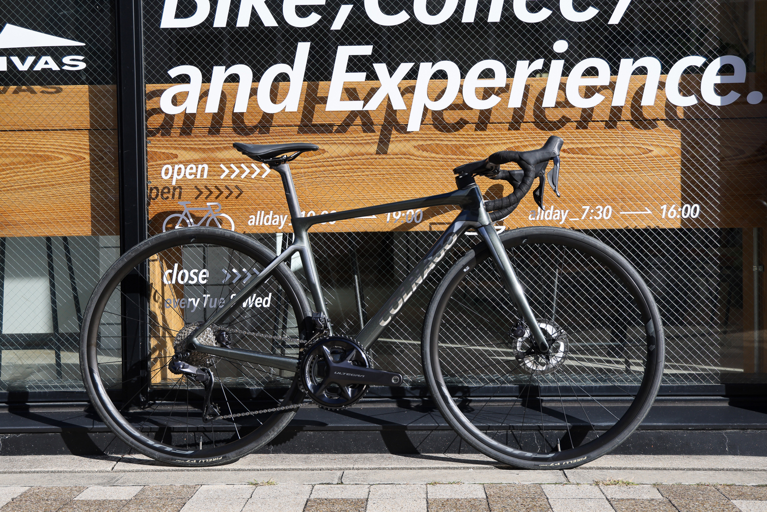 フレームの“本気”は、細部に宿る。COLNAGO V4 ディテール解剖