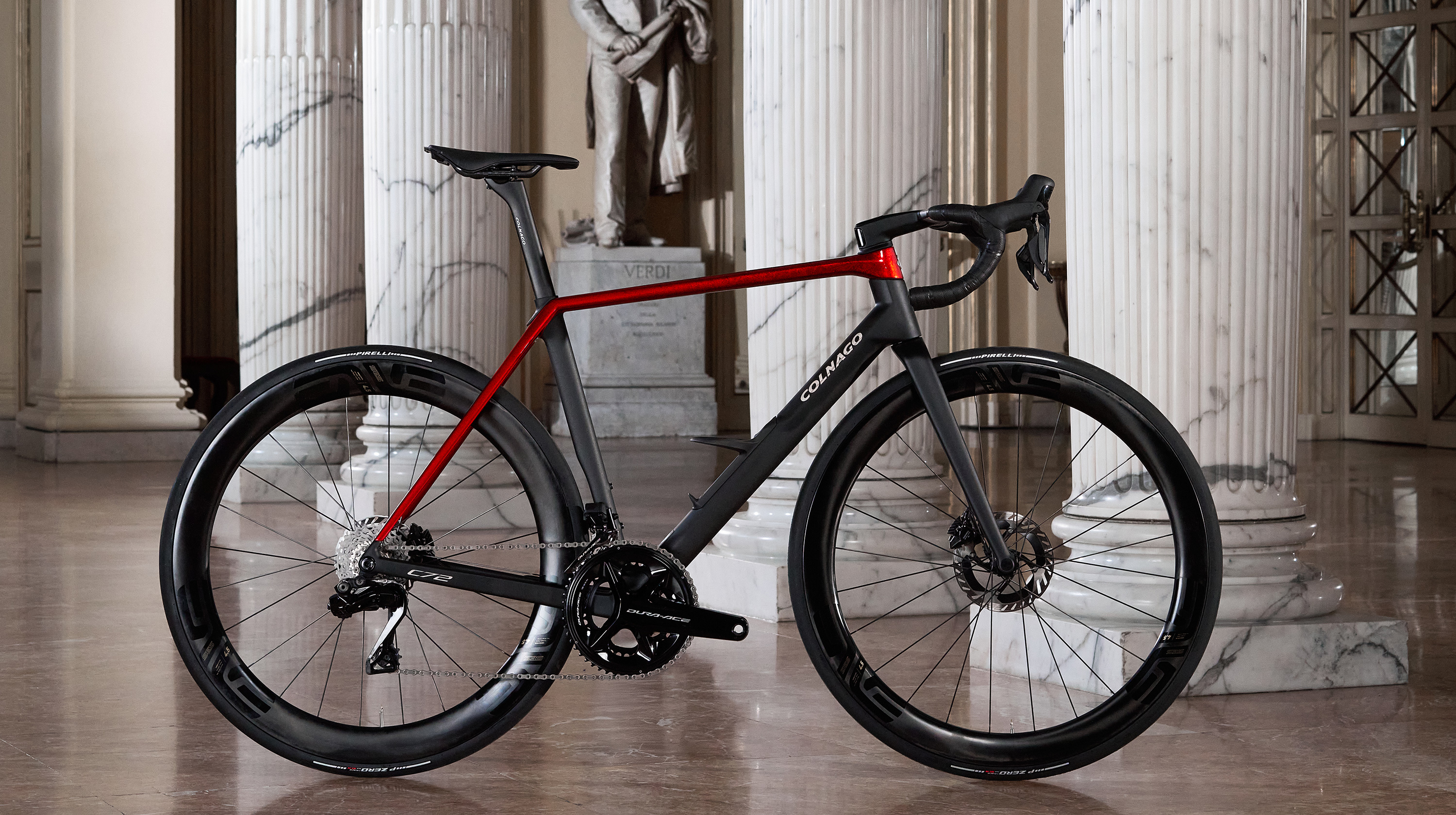 ブランドを象徴するシリーズの新境地。C72を発表