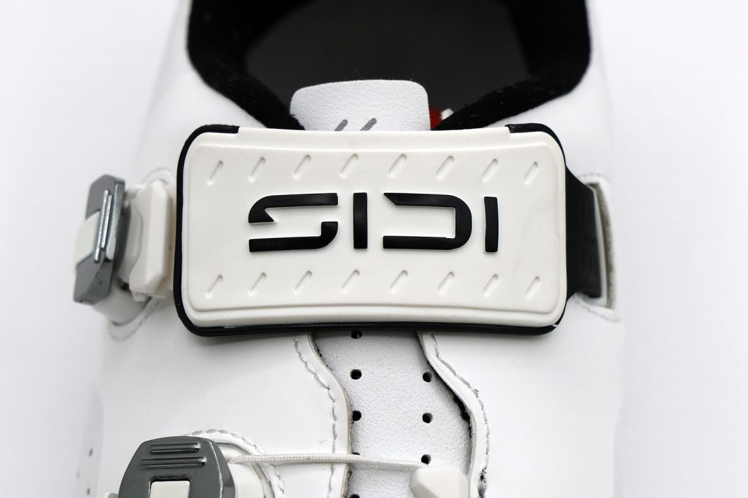 GENIUS X徹底解説｜30年愛され続けるSIDIの定番モデルが、いま最も完成度の高い万能シューズへ　Anatomical Instep