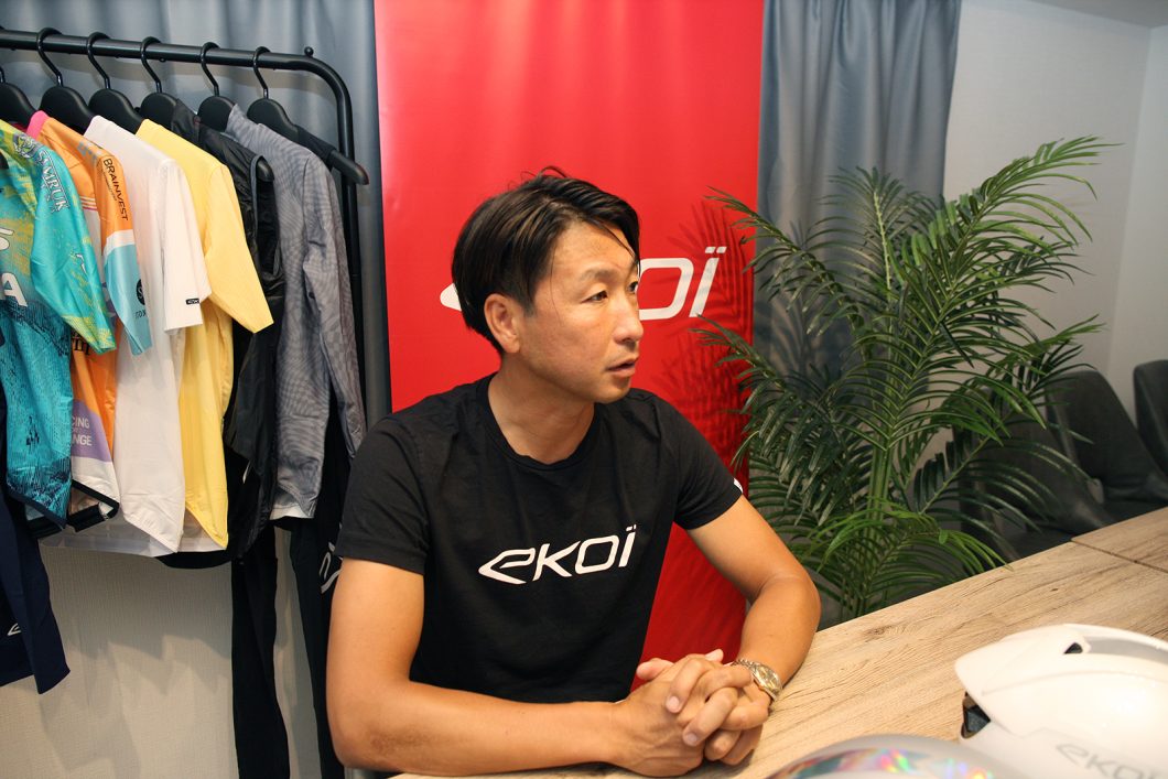 別府史之が語る、EKOIの魅力｜前編 EKOIというブランド　ロードバイク　ヘルメット　サングラス　サイクルウェア　ジャージ　シューズ　ペダル