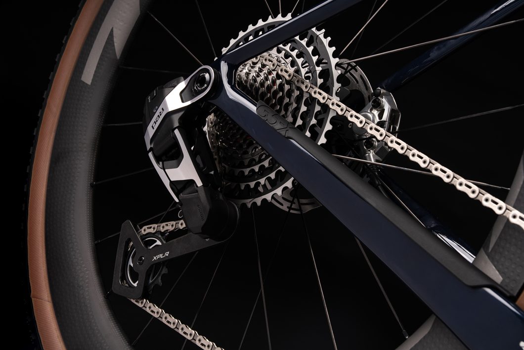 COLNAGOの次世代グラベルバイク。G5-Xを発表　ロードバイク　自転車