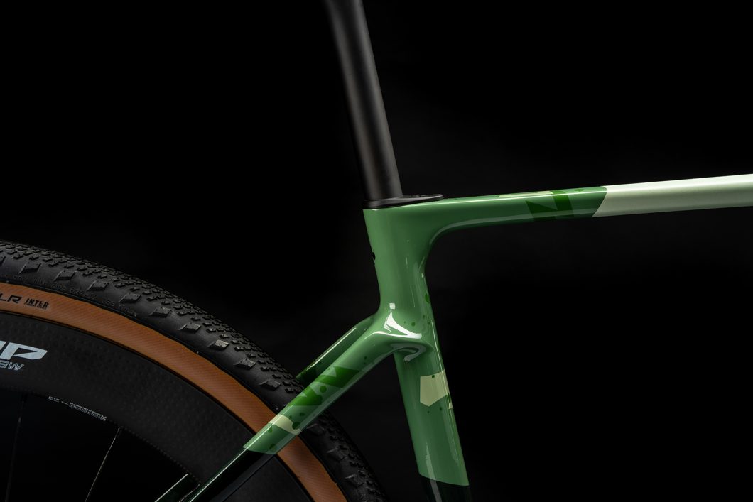 COLNAGOの次世代グラベルバイク。G5-Xを発表　ロードバイク　自転車