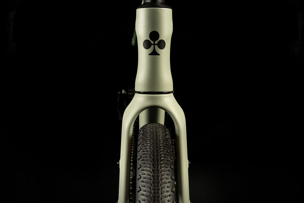 COLNAGOの次世代グラベルバイク。G5-Xを発表　ロードバイク　自転車